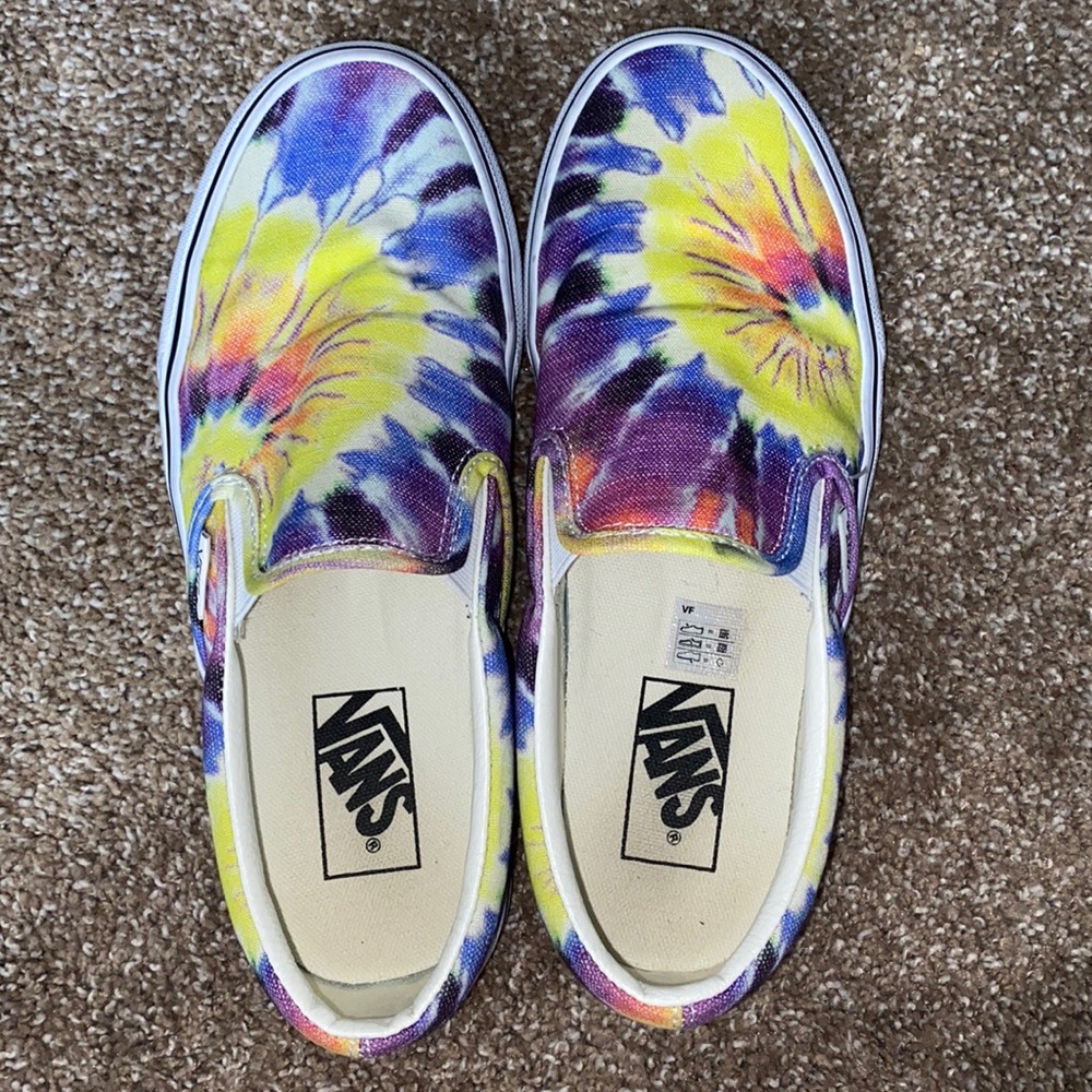 Tie Dye slip-on Vans